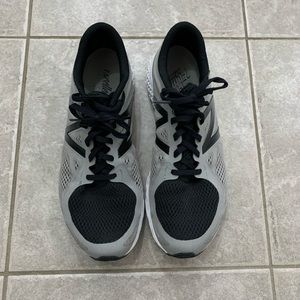 New Balance fresh foam Zante - size 9